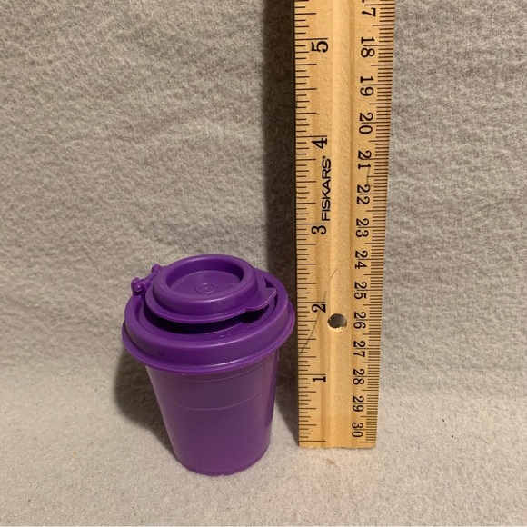 Tupperware Midget Salt or Pepper Shaker Mini Flip Top 2 oz Purple Color - Picture 2 of 6